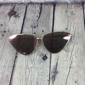 Women’s geometric mirrored sunglasses